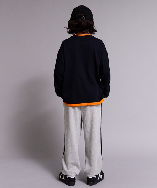 PAIRMANON STREET(ペアマノンストリート)の「【90-160cm】【綿100%】レイヤード 長袖 Tシャツ【PAIRMANON STREET】(Tシャツ/カットソー・キッズ・ライトグレー/ブラック/ホワイト/チャコールグレー・140/90/160/150/100/110/120/130)」の9枚目の写真