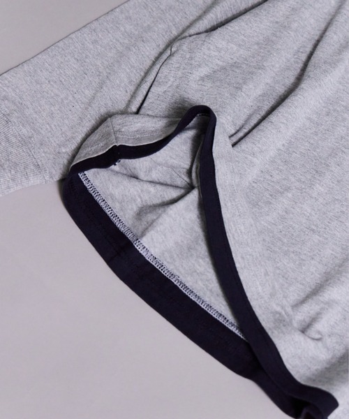 PAIRMANON STREET(ペアマノンストリート)の「【90-160cm】【綿100%】レイヤード 長袖 Tシャツ【PAIRMANON STREET】(Tシャツ/カットソー・キッズ・ライトグレー/ブラック/ホワイト/チャコールグレー・140/90/160/150/100/110/120/130)」の21枚目の写真