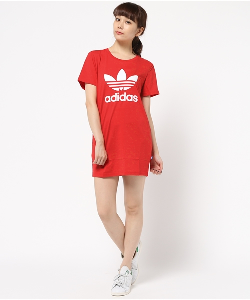 adidas（アディダス）の「【adicolor】オリジナルス ティードレス[TREFOIL TEE DRESS]（ワンピース・レディース・ブラック/レッド・SMALL/XX-LARGE/MEDIUM/X-SMALL/LARGE/XXX-LARGE）」の6枚目の写真