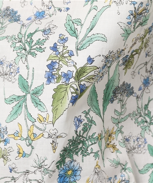 LBC（エルビーシー）の「花柄ローンブラウス                  （シャツ/ブラウス・レディース・ブラック/グレー/ブルー・MEDIUM）」の10枚目の写真