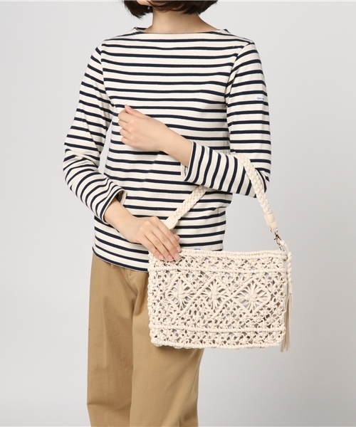 LBC(エルビーシー)の「ロウビキ紐クラッチ (クラッチバッグ・レディース・ネイビー/オフホワイト・FREE)」の10枚目の写真