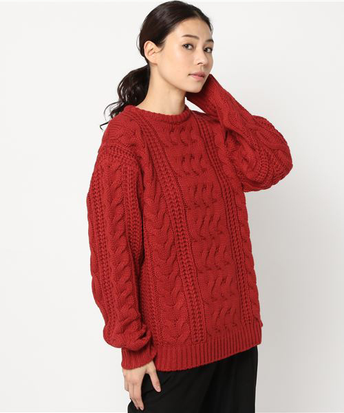 PUNYUS（プニュズ）の「ローゲージケーブルニット（ニット/セーター・レディース・ブラック/レッド/イエロー/アイボリー・1/2/3/4）」の4枚目の写真