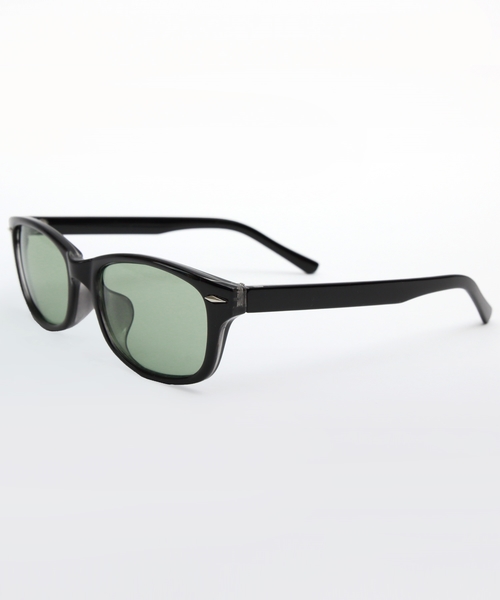 ８(eight)（エイト）の「ウェリントン サングラス 伊達メガネ 専用ケース付き（サングラス・メンズ・ライトブルー/オリーブ/クリア/マスタード/ブラック系その他/ブラウン系その他/ブラック系その他2/ブラック系その他3・FREE）」の5枚目の写真