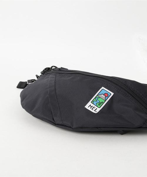 MEI（メイ）の「【MEI】メイ ボトムラインロビックエアー（ボディバッグ/ウエストポーチ・レディース・ブラック/パープル/レッド・ONESIZE）」の6枚目の写真