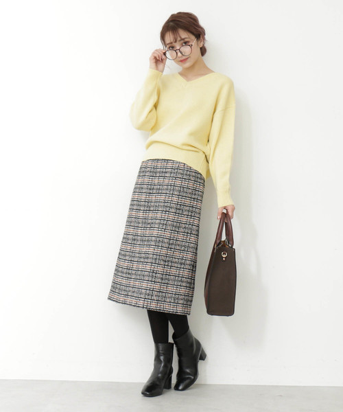 N.(N. Natural Beauty Basic)(エヌエヌナチュラルビューティーベーシック)の「◆ラムウールVネックニット(ニット/セーター・レディース・ホワイト/ベージュ/グレー/ピンク/イエロー・MEDIUM)」の15枚目の写真