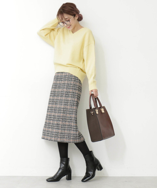 N.(N. Natural Beauty Basic)(エヌエヌナチュラルビューティーベーシック)の「◆ラムウールVネックニット(ニット/セーター・レディース・ホワイト/ベージュ/グレー/ピンク/イエロー・MEDIUM)」の17枚目の写真