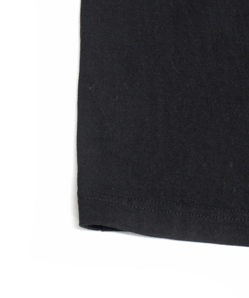 RNA（アールエヌエー）の「M1085 レイヤード風BIGパーカー（パーカー・レディース・ホワイト/ブラック/レッド・MEDIUM）」の4枚目の写真