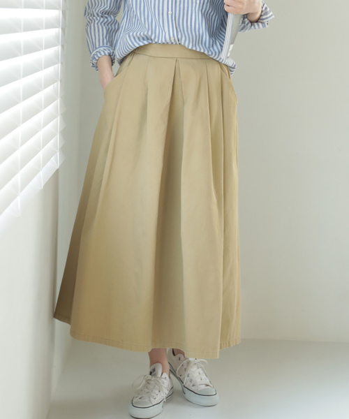 AMERICAN HOLIC（アメリカンホリック）の「フロントタックミディスカート＊（スカート・レディース・ベージュ/ネイビー/カーキ・M/L）」の2枚目の写真