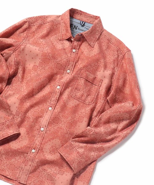 MEN'S BIGI（メンズビギ）の「ペイズリー柄ジャカードシャツ【ワンウォッシュ】（シャツ/ブラウス・メンズ・レッド/イエロー/ブルー・S/M/L）」の3枚目の写真