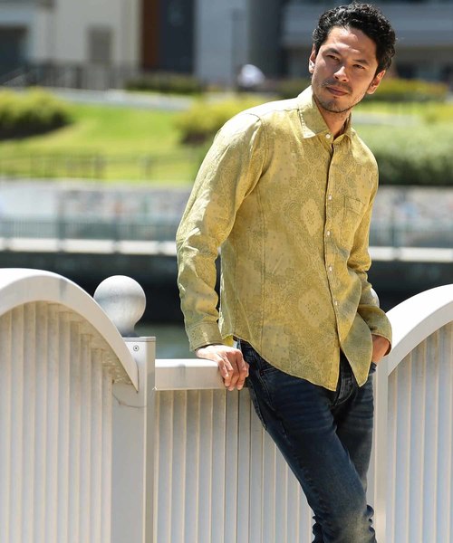 MEN'S BIGI（メンズビギ）の「ペイズリー柄ジャカードシャツ【ワンウォッシュ】（シャツ/ブラウス・メンズ・レッド/イエロー/ブルー・S/M/L）」の9枚目の写真