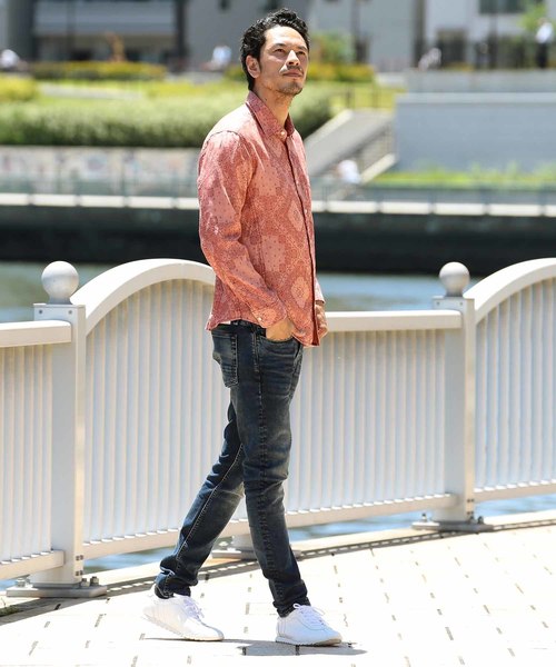 MEN'S BIGI（メンズビギ）の「ペイズリー柄ジャカードシャツ【ワンウォッシュ】（シャツ/ブラウス・メンズ・レッド/イエロー/ブルー・S/M/L）」の12枚目の写真