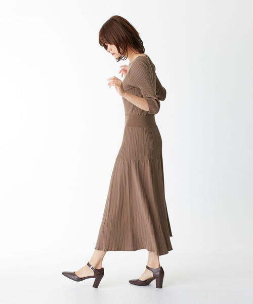 EMMEL REFINES（エメルリファインズ）の「【EMMEL REFINES】〔ハンドウォッシャブル〕SMF HW バックカシュ リブワンピース（ワンピース・レディース・ベージュ/モカ/ネイビー・FREE）」の22枚目の写真
