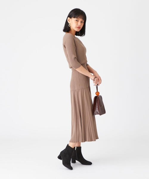 EMMEL REFINES（エメルリファインズ）の「【EMMEL REFINES】〔ハンドウォッシャブル〕SMF HW バックカシュ リブワンピース（ワンピース・レディース・ベージュ/モカ/ネイビー・FREE）」の6枚目の写真