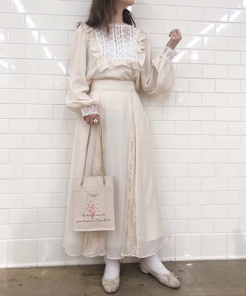 one after another NICE CLAUP（ワンアフターアナザーナイスクラップ）の「【Petite by NICE CLAUP】前後2wayフリルブラウス（シャツ/ブラウス・レディース・オフホワイト/ホワイト系その他/ピンク系その他・FREE）」の12枚目の写真