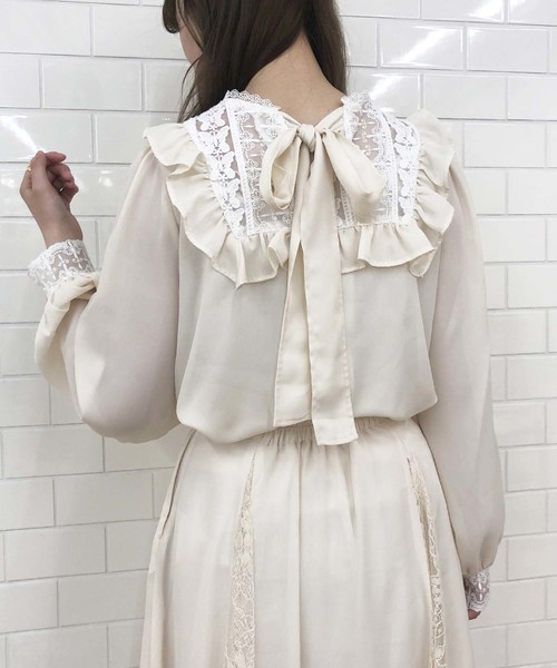 one after another NICE CLAUP（ワンアフターアナザーナイスクラップ）の「【Petite by NICE CLAUP】前後2wayフリルブラウス（シャツ/ブラウス・レディース・オフホワイト/ホワイト系その他/ピンク系その他・FREE）」の14枚目の写真