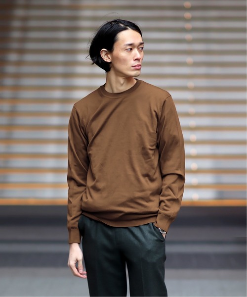 EDIFICE(エディフィス)の「16ゲージ クルーネックニット(ニット/セーター・メンズ・ブラック/グレー/ホワイト×ホワイト/ブラウン系その他/ネイビー/ラスタ・SMALL/MEDIUM/LARGE/X-LARGE/FREE)」の4枚目の写真