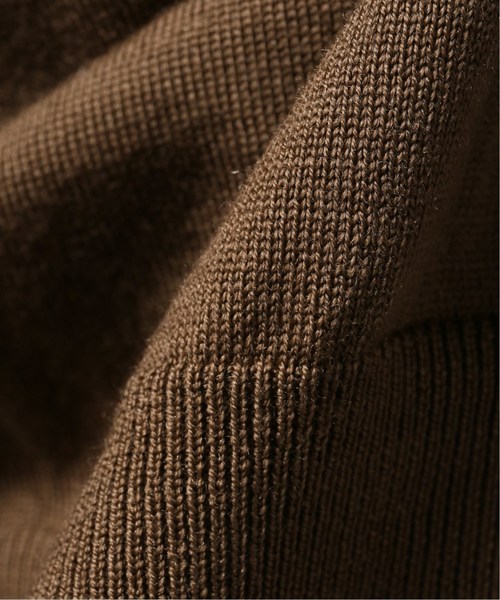 EDIFICE(エディフィス)の「16ゲージ クルーネックニット(ニット/セーター・メンズ・ブラック/グレー/ホワイト×ホワイト/ブラウン系その他/ネイビー/ラスタ・SMALL/MEDIUM/LARGE/X-LARGE/FREE)」の20枚目の写真