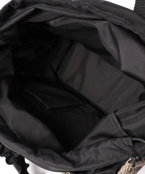 INTERPLANET（インタープラネット）の「ペーパーフリルハンドルカゴＢＡＧ（かごバッグ・レディース・ブラウン/グレー・フリー）」の6枚目の写真