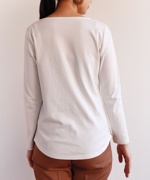 andme（アンドミー）の「コットン長袖ダブルフロントクルーネックTシャツ（Tシャツ/カットソー・レディース・ブラック/ネイビー/オフホワイト/グレー系その他・M/L）」の19枚目の写真