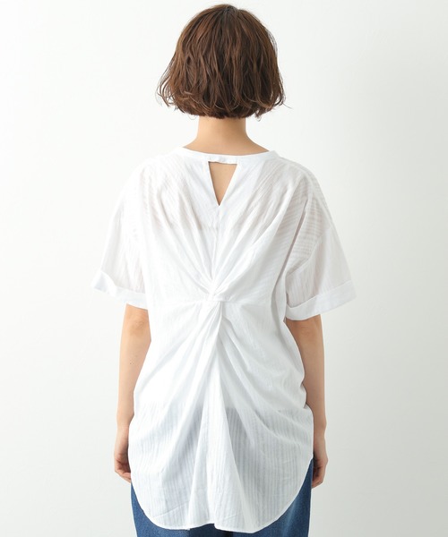 LEPSIM（レプシィム）の「バックツイストロングブラウス　885213（シャツ/ブラウス・レディース・ホワイト/ブラック/イエロー・FREE）」の15枚目の写真