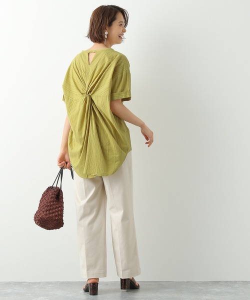 LEPSIM（レプシィム）の「バックツイストロングブラウス　885213（シャツ/ブラウス・レディース・ホワイト/ブラック/イエロー・FREE）」の12枚目の写真
