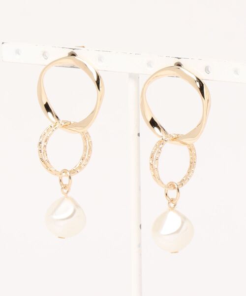 natural couture(ナチュラルクチュール)の「大人ゴールドピアス(ピアス(両耳用)・レディース・その他1/その他2/その他3・FREE)」の2枚目の写真