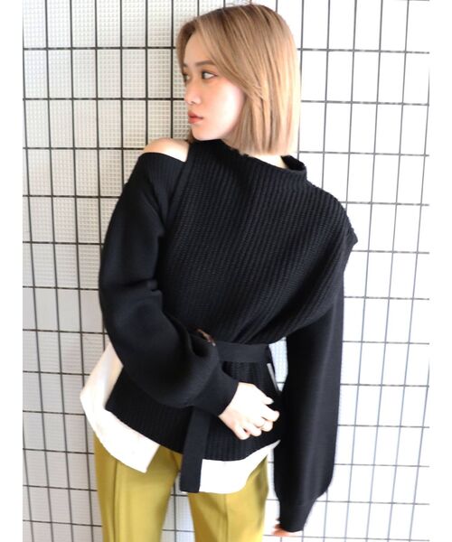 MURUA（ムルーア）の「ショルダーカットドッキングニット（ニット/セーター・レディース・ブラック/ベージュ/アイボリー・FREE）」の18枚目の写真