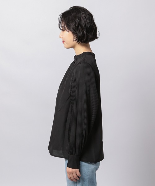 PAGEBOY(ページボーイ)の「ボリュームプリーツブラウス (デザインブラウス)(シャツ/ブラウス・レディース・ブラック/オフホワイト・FREE)」の10枚目の写真