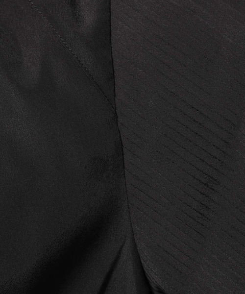 PAGEBOY(ページボーイ)の「ボリュームプリーツブラウス (デザインブラウス)(シャツ/ブラウス・レディース・ブラック/オフホワイト・FREE)」の13枚目の写真