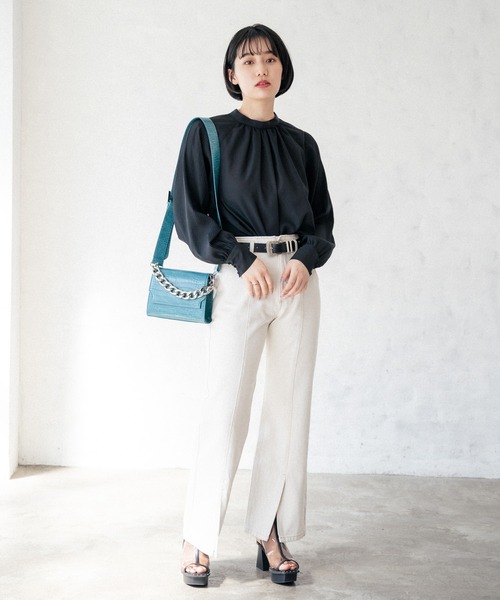 PAGEBOY(ページボーイ)の「ボリュームプリーツブラウス (デザインブラウス)(シャツ/ブラウス・レディース・ブラック/オフホワイト・FREE)」の19枚目の写真