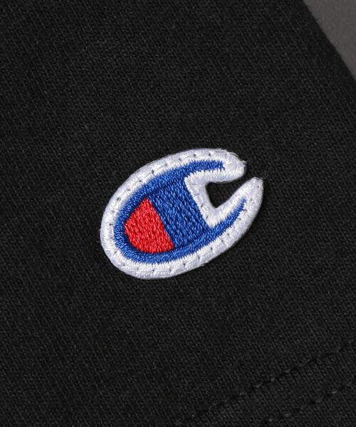 Champion（チャンピオン）の「＜CHAMPION (チャンピオン)＞USA NYU TEE/Tシャツ（Tシャツ/カットソー・メンズ・ホワイト/ブラック・SMALL/MEDIUM/LARGE/X-LARGE）」の4枚目の写真