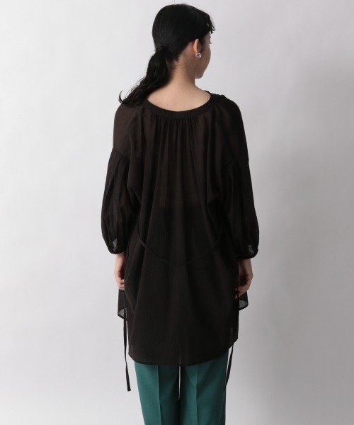 LOWRYS FARM（ローリーズファーム）の「ヨウリュウボイルチュニック６Ｓ　950058（シャツ/ブラウス・レディース・オフホワイト/ブラック/グリーン/ブルー・FREE）」の9枚目の写真