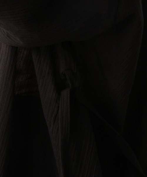 LOWRYS FARM（ローリーズファーム）の「ヨウリュウボイルチュニック６Ｓ　950058（シャツ/ブラウス・レディース・オフホワイト/ブラック/グリーン/ブルー・FREE）」の7枚目の写真