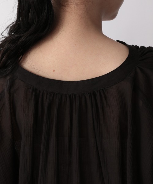 LOWRYS FARM（ローリーズファーム）の「ヨウリュウボイルチュニック６Ｓ　950058（シャツ/ブラウス・レディース・オフホワイト/ブラック/グリーン/ブルー・FREE）」の6枚目の写真