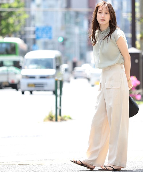 Ray BEAMS(レイビームス)の「Ray BEAMS / シアー ギャザー ハイネック ブラウス(シャツ/ブラウス・レディース・ブラック/ミント・ONE SIZE)」の18枚目の写真