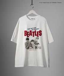 The Beatles（ザビートルズ）の「【THE BEATLES】American Tour 1964 Over Tee（Tシャツ/カットソー・メンズ）」