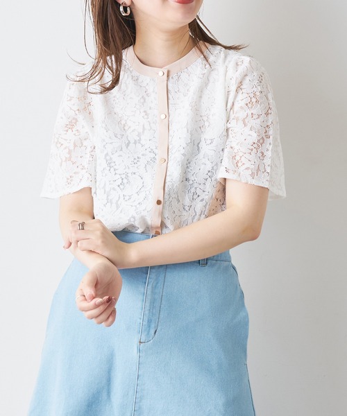 natural couture（ナチュラルクチュール）の「バンドカラーフレアレースブラウス（シャツ/ブラウス・レディース・オフホワイト/サックスブルー/アイボリー/ミント/ピンク/ブラウン・FREE）」の2枚目の写真