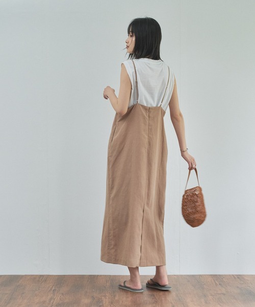 audrey and john wad（オードリーアンドジョンワッド）の「【Audrey and John Wad】キャミワンピース×ノースリーブトップス（セット）（ワンピース・レディース・ブラック/ベージュ/グリーン・FREE）」の4枚目の写真