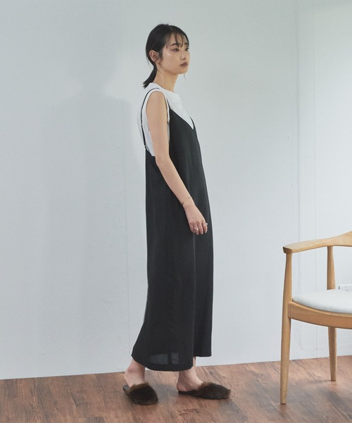audrey and john wad（オードリーアンドジョンワッド）の「【Audrey and John Wad】キャミワンピース×ノースリーブトップス（セット）（ワンピース・レディース・ブラック/ベージュ/グリーン・FREE）」の7枚目の写真