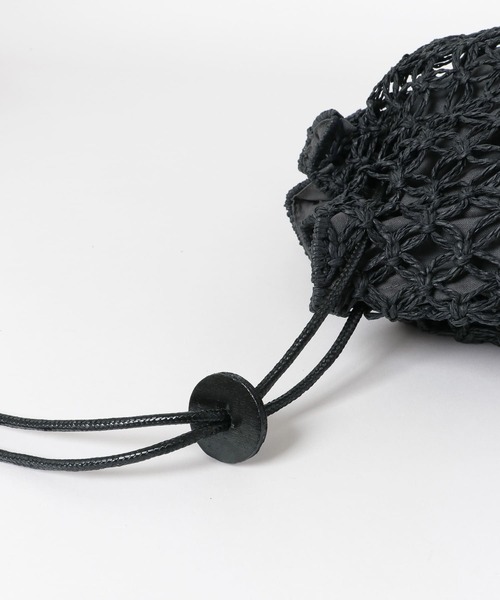 ITEMS URBANRESEARCH（アイテムズ アーバンリサーチ）の「ペーパーショルダーバッグ（ショルダーバッグ・レディース・ブラウン/ブラック・-）」の14枚目の写真