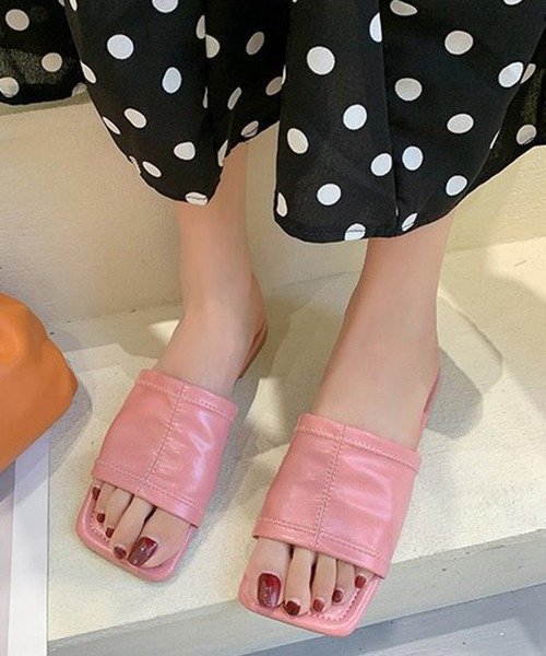 STYLEBLOCK(スタイルブロック)の「スクエアフラットトゥミュールサンダル(サンダル・レディース・ネイビー/ブラック/ベージュ/ホワイト/ブラウン/ピンク/イエロー・35/39/38/36/37/40)」の7枚目の写真