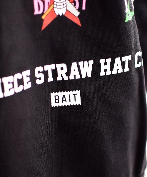 BAIT（ベイト）の「BAIT ベイト ONEPIECE STRAWHAT SKULLS HDY 215-OPC-PRK-002（パーカー・メンズ・ブラック・LARGE/X-LARGE/XX-LARGE/MEDIUM）」の3枚目の写真