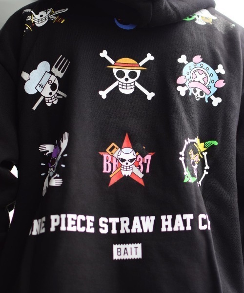 BAIT（ベイト）の「BAIT ベイト ONEPIECE STRAWHAT SKULLS HDY 215-OPC-PRK-002（パーカー・メンズ・ブラック・LARGE/X-LARGE/XX-LARGE/MEDIUM）」の4枚目の写真