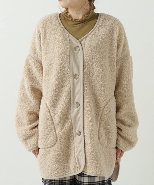 RAY CASSIN(レイカズン)の「スウェード切替リングボアブルゾン(ブルゾン・レディース・ベージュ/モカ・FREE)」の7枚目の写真