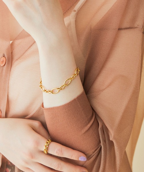 MADEMOISELLE ROPE'(マドモアゼル ロペ)の「ボリュームチェーンブレスレット(ブレスレット・レディース・ゴールド・FREE)」の1枚目の写真