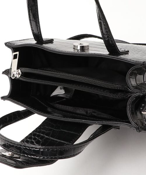 WEGO（ウィゴー）の「WEGO/2wayマルチルームショルダーバッグ（ショルダーバッグ・レディース・ブラック/ベージュ/オフホワイト・FREE）」の8枚目の写真