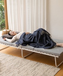 EMOOR（エムール）の「予約品 クローゼットに収納できる4つ折り