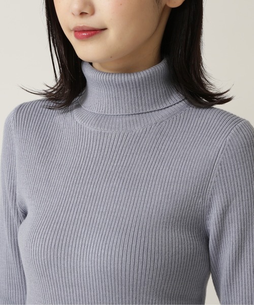 NATURAL BEAUTY BASIC（ナチュラルビューティーベーシック）の「ウールブレンドリブ タートル（ニット/セーター・レディース・ブラック/グレー/オフホワイト/ホワイト系その他/ブルー・MEDIUM）」の20枚目の写真