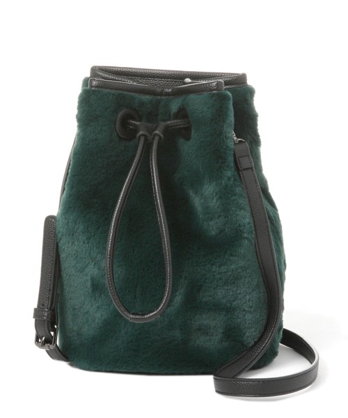 PAGEBOY(ページボーイ)の「ボアバケットバッグ(ショルダーバッグ・レディース・ホワイト/グリーン・FREE)」の11枚目の写真