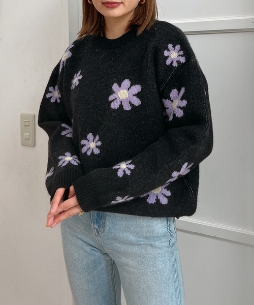 Vicente(ヴィセンテ)の「Happy flower knit(ニット/セーター・レディース・パープル/イエロー・FREE)」の2枚目の写真
